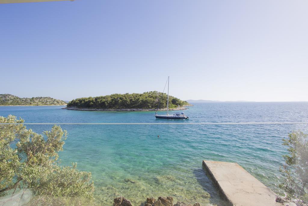 Casa Mano Tribunj With Beach Kültér fotó