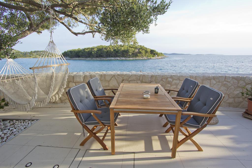 Casa Mano Tribunj With Beach Kültér fotó